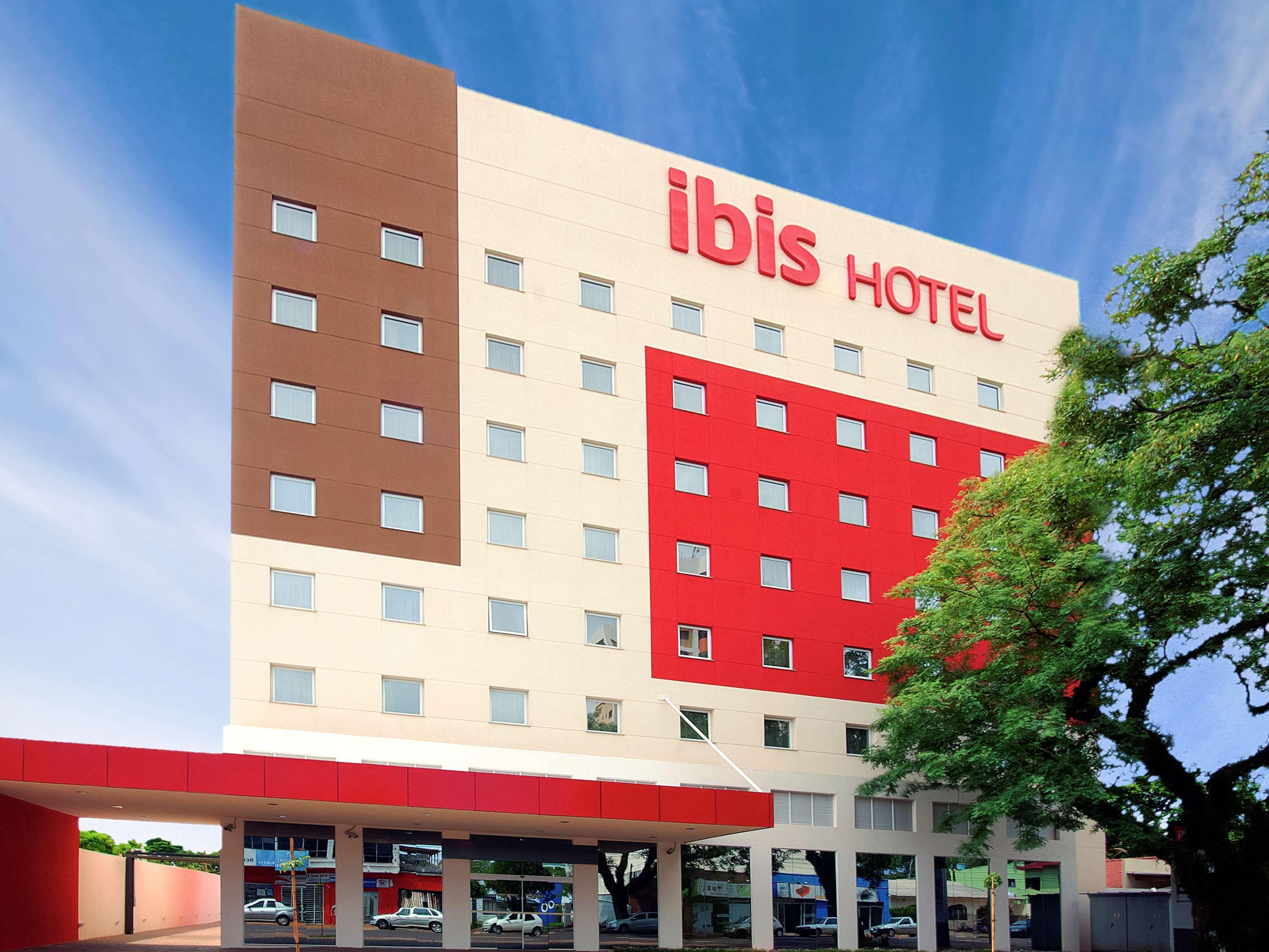 Hotel Ibis Cascavel Esterno foto