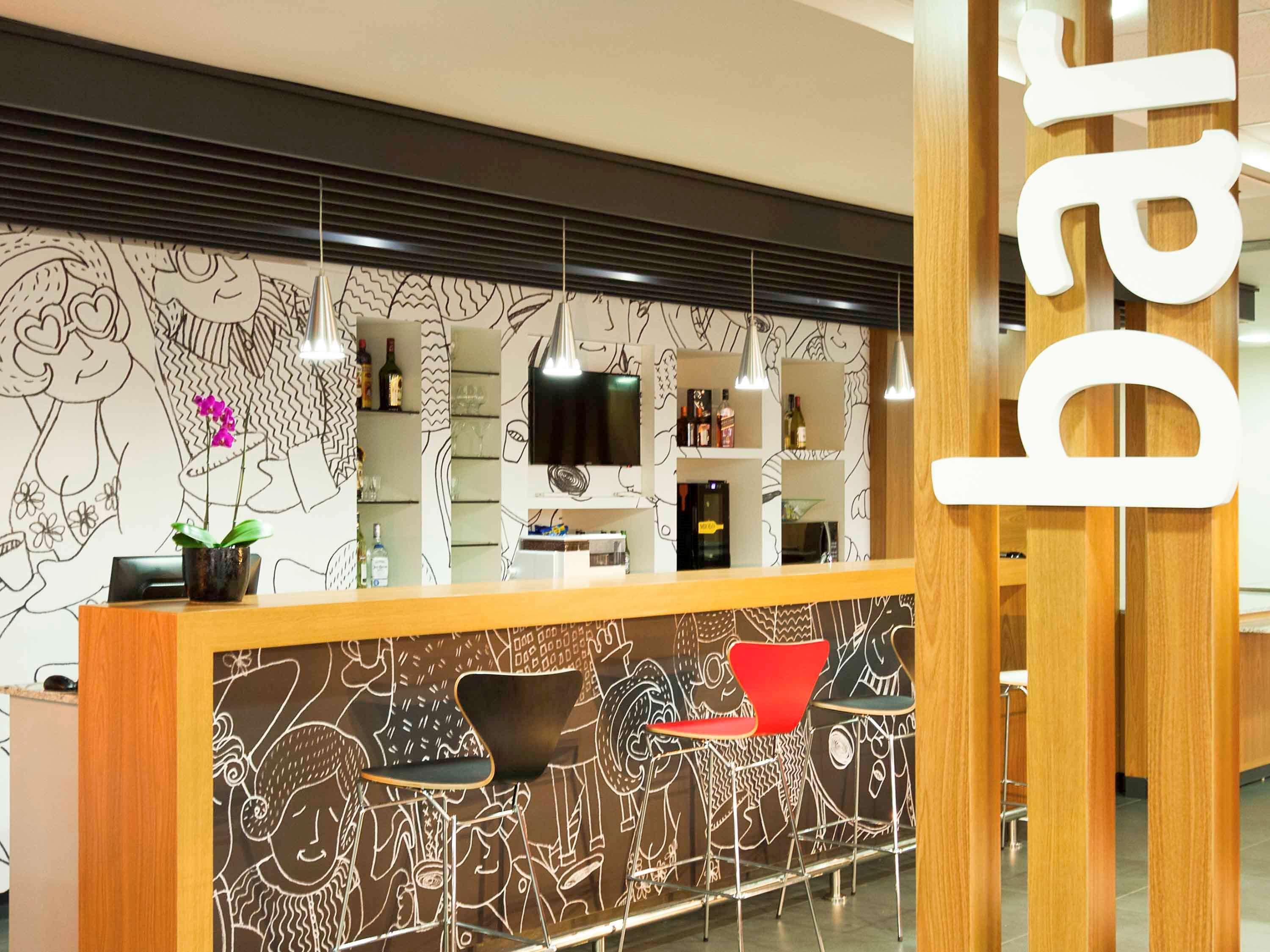 Hotel Ibis Cascavel Esterno foto