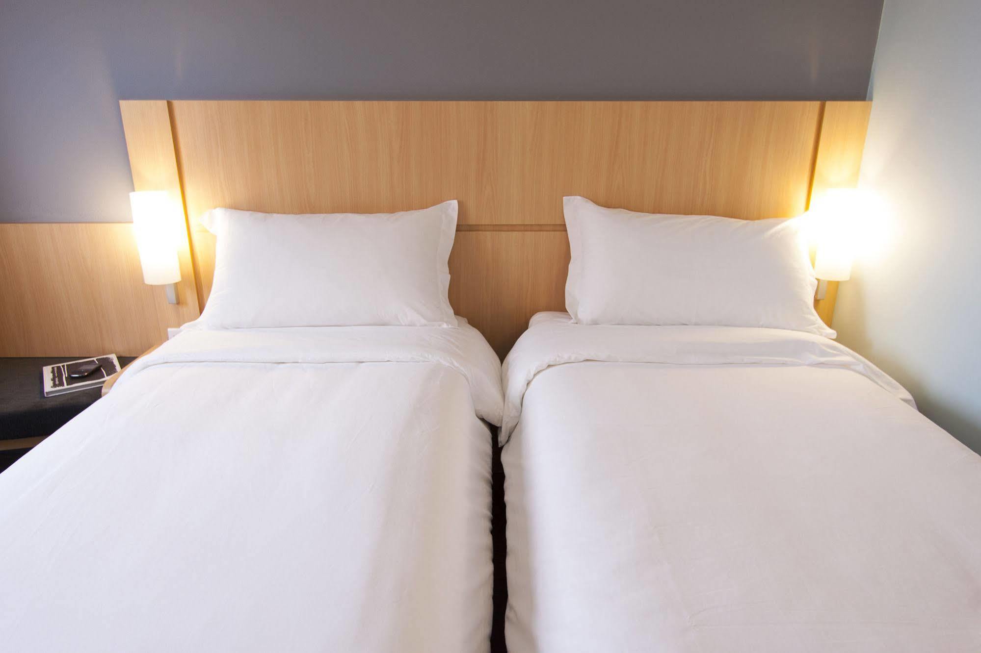 Hotel Ibis Cascavel Esterno foto